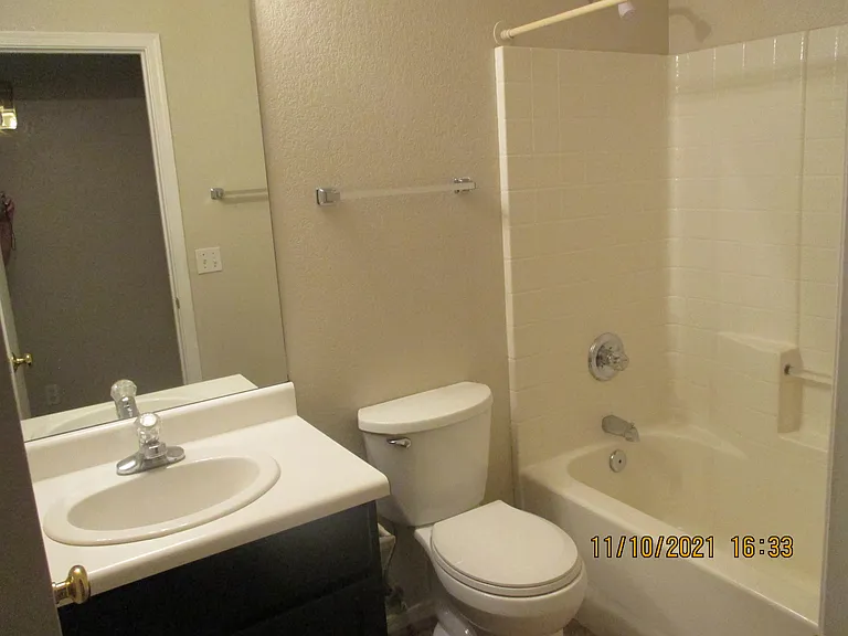 436 S 93rd Pl — Photo 5