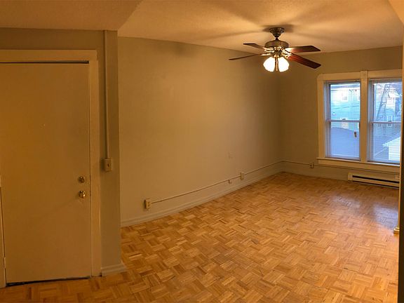 3rd image of 618 10th Ave N APT 5