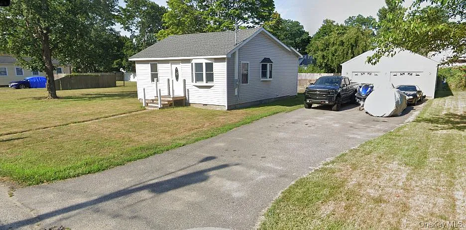 162 Bayview Dr