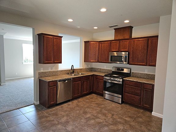 5th image of 675 Mission De Oro Dr