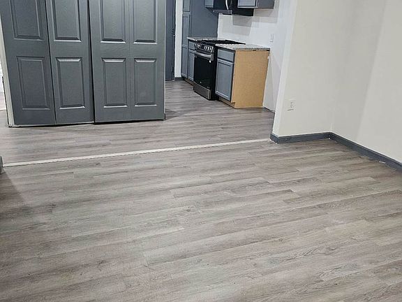 5th image of 1029 Maple St