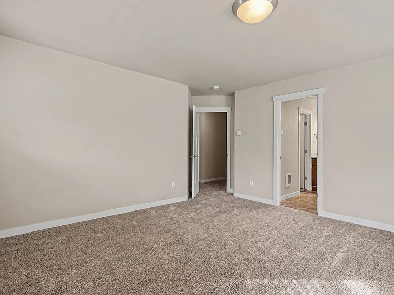 1623 Burnside Pl — Photo 14