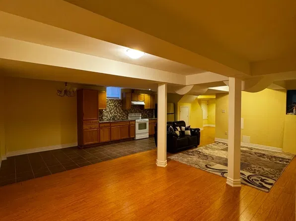 23 Trudeau Dr #Basement, Vaughan, ON L4H 0T9