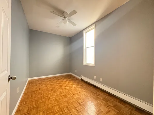 89 West 20th Street image 5 of 9