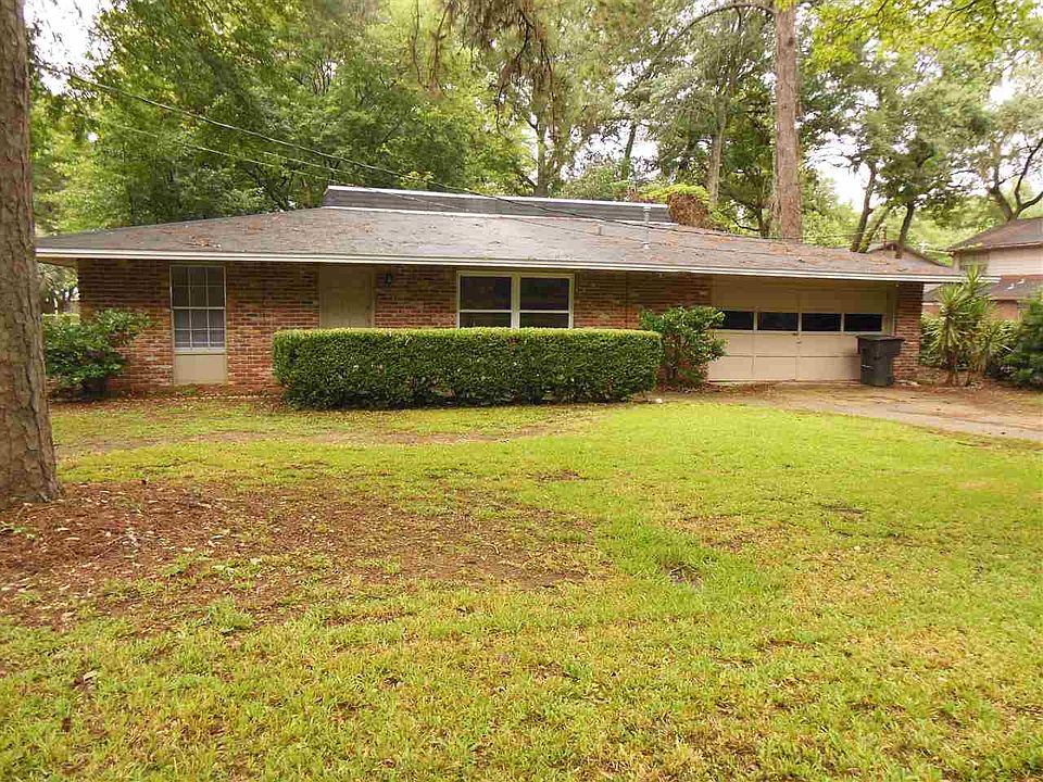 1st image of 2422 Gothic Dr