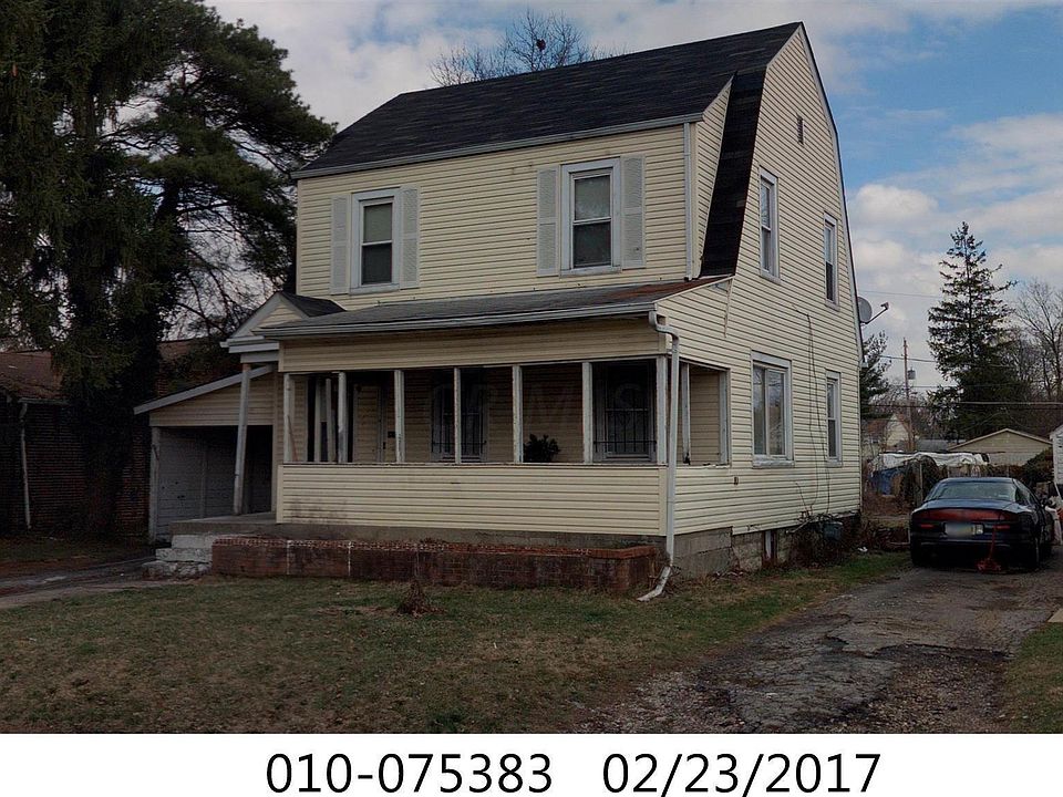 1st image of 2210 Medina Ave