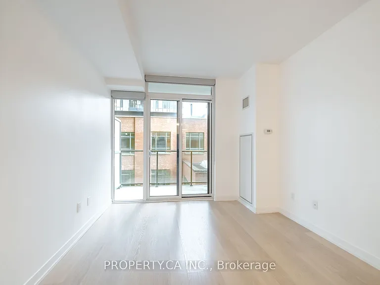 105 George St #303 — Photo 11