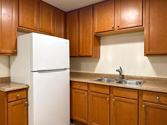 4th image of 789 Calla Ave APT A