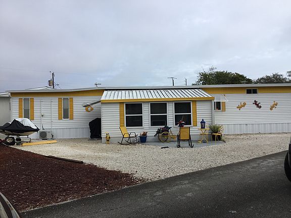 3rd image of 120 Sabal Ave