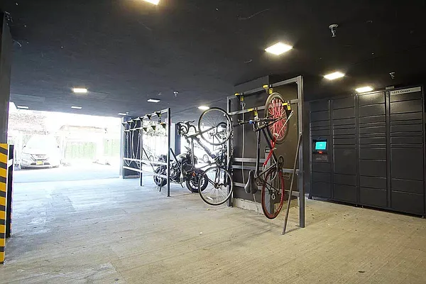 Rented by Artur Gutman, LREB | media 25