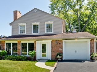 67 Williamsburg Rd, Evanston, IL 60203
