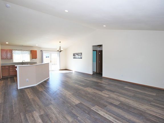 2nd image of 204 Avarie Ct