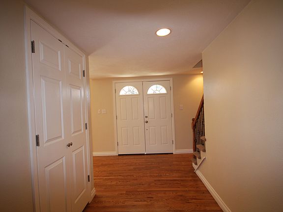 Front entry hall