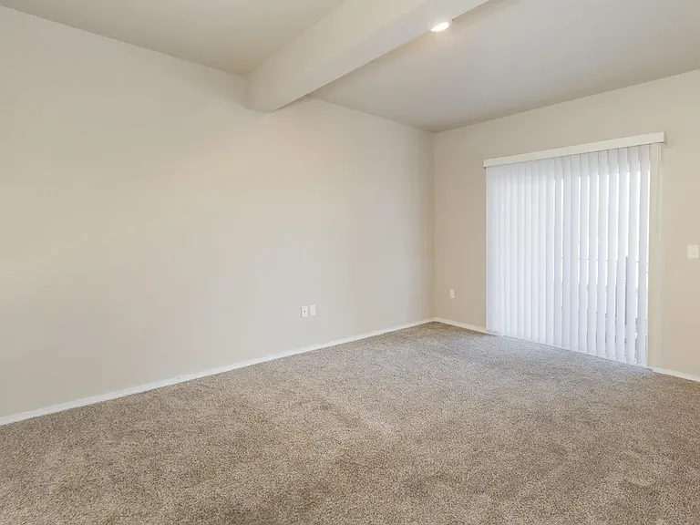 1592 Monterey Rd #102 — Photo 10