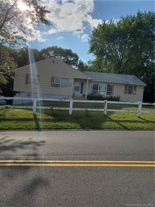 2933 N Main St, Waterbury, CT, 06704