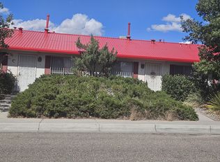 1701 Zena Lona St NE, Albuquerque, NM 87112
