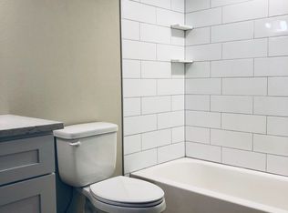 400 N Holladay Dr APT 1, Seaside, OR 97138