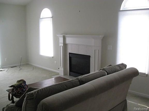 5th image of 397 Delmar Ct #1