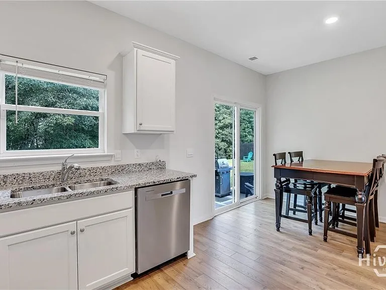 2 Coby Ln — Photo 9