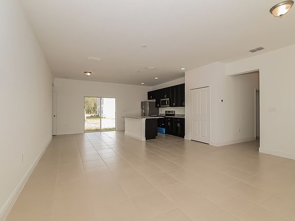 3rd image of 105 Bonito Way