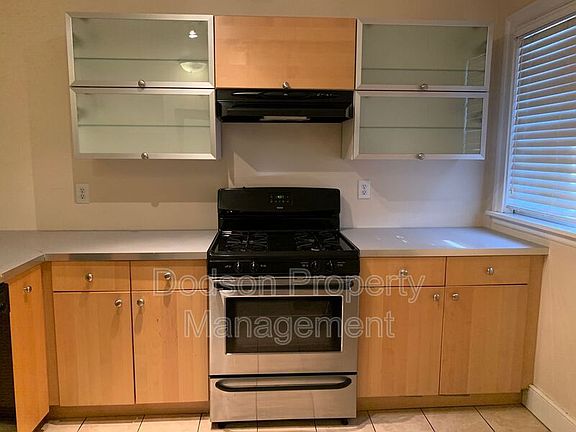 2nd image of 3007 Patterson Ave APT D