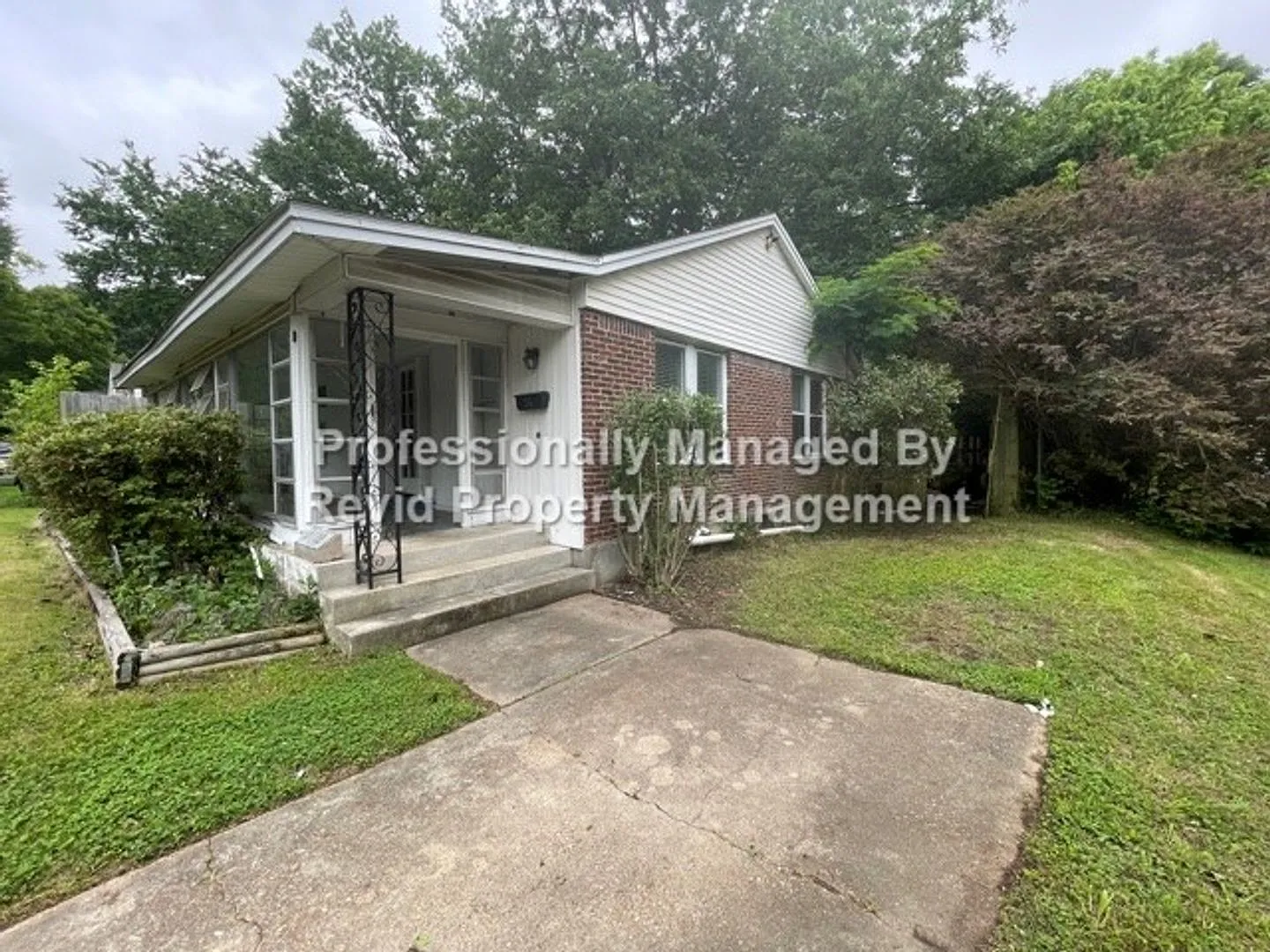 2 bedroom Home near U of M — Photo 2