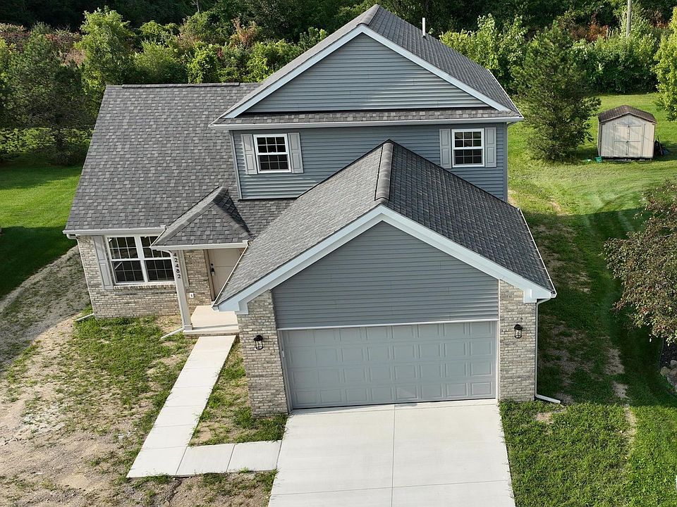 1st image of 42482 N Cumberland Dr
