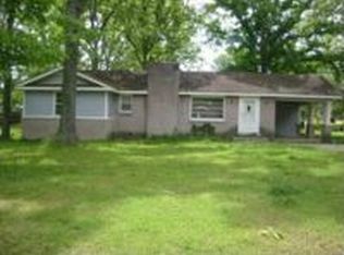 305 Edgewood Dr, Tullahoma, TN 37388