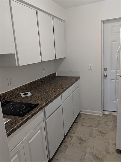 1st image of 74 S Washington St APT 3