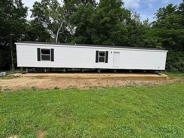 420 Julie Ct, Elsberry, MO 63343