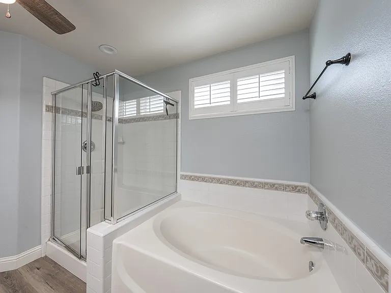 1114 W Pepper Dr — Photo 28