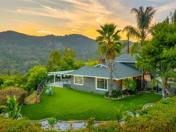 1555 Arundle Pl, Glendale, CA 91206