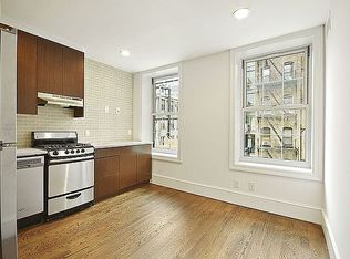 407 E 6th St, New York, NY 10009