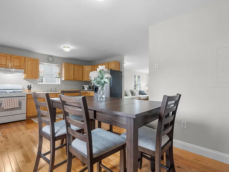 342 Front St #2 — Photo 52