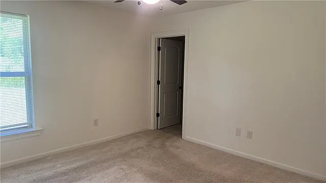 44079 Parker Blvd — Photo 13