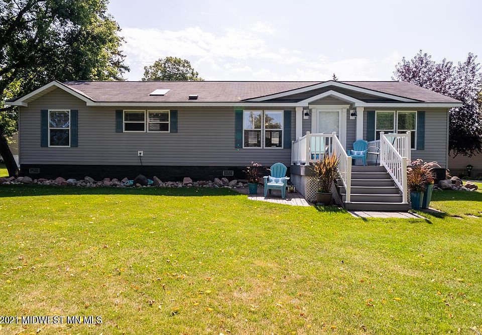 1st image of 107 Shorewood Dr