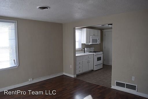 1st image of 2938 11th Avenue C