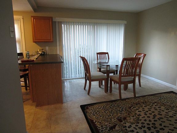 5th image of 8101 Rockwood Dr