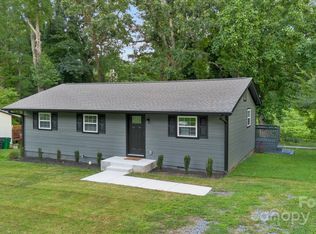 5201 Queen Anne Rd, Charlotte, NC 28217