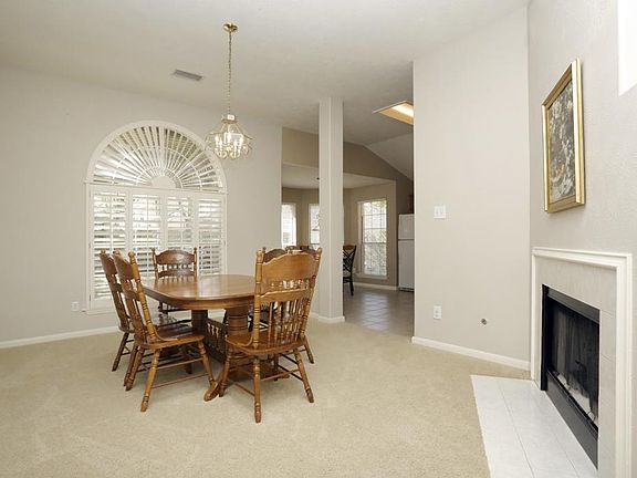 4th image of 20411 Willow Trace Dr