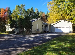 280 Davis Rd, Eddington, ME 04428