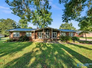 1104 Wildwood Dr, Scottsboro, AL 35769