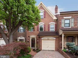 6309 Chaucer View Cir, Alexandria, VA 22304