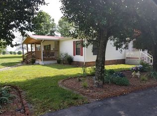 686 A B Frazier Rd, Smithville, TN 37166