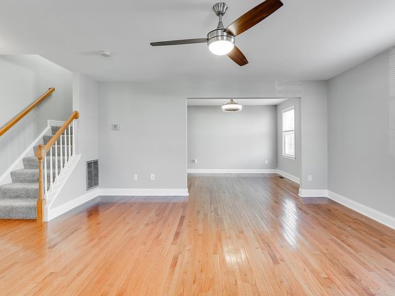 Living Room / dining room