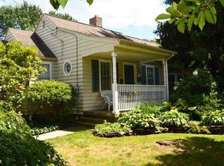 566 Cohassett Dr, Hermitage, PA 16148