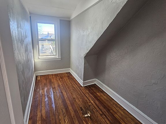 2nd image of 59 Chelsea Ave #3