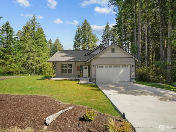 11813 Island Drive, Anderson Island, WA 98303