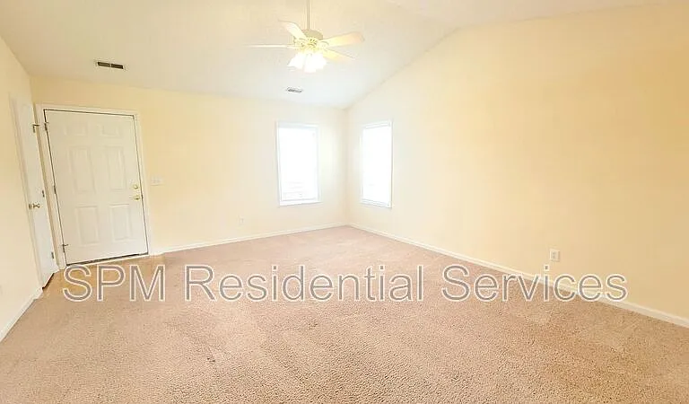 1615 Covey Ln — Photo 3