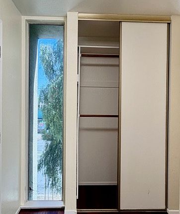 5th image of 500 Peninsula Ave APT 11